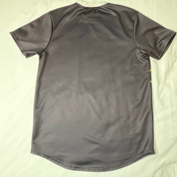 RS1NE Men’s Simpson Rappers Streetware Shirt. Size XL - Picture 9 of 9